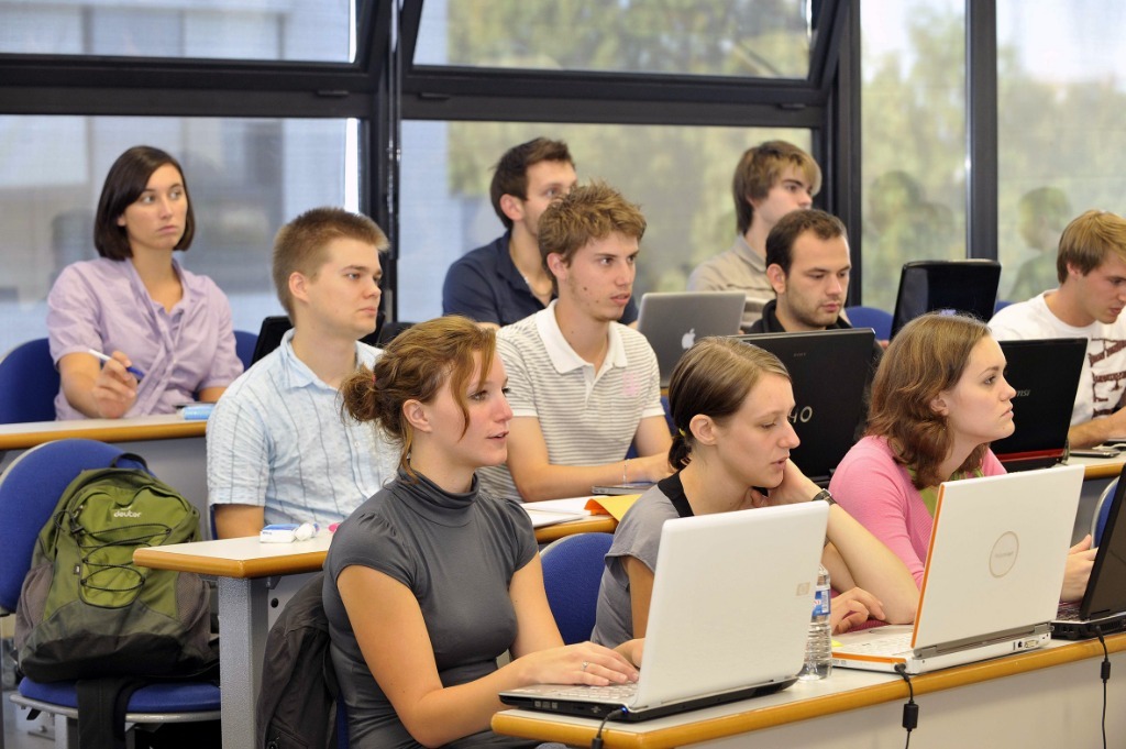 Neoma Business School